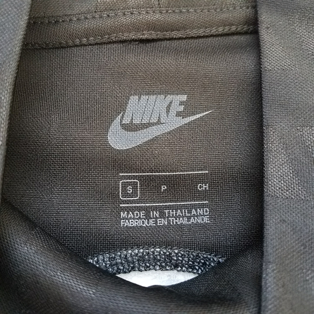 Nike Women's Sportswear Black Dress - Picture 11 of 13